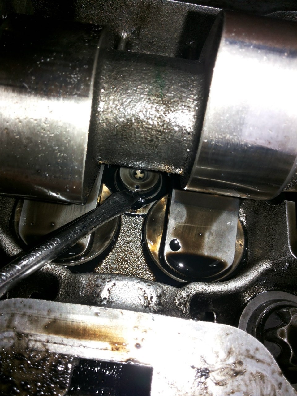 Removing injector rings